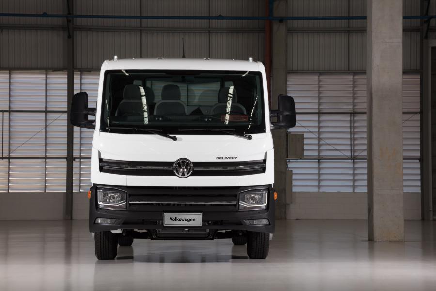  Volkswagen Delivery Express 2017 года  (фото 3 из 17)